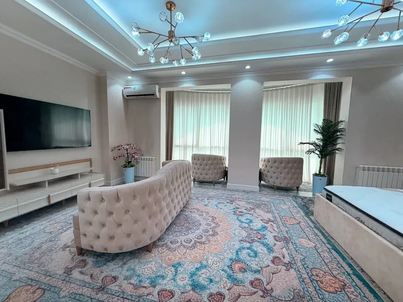 4-комнатная квартира, 226 м², Юнусабад 2