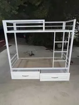 . Двухярусная кроват 9