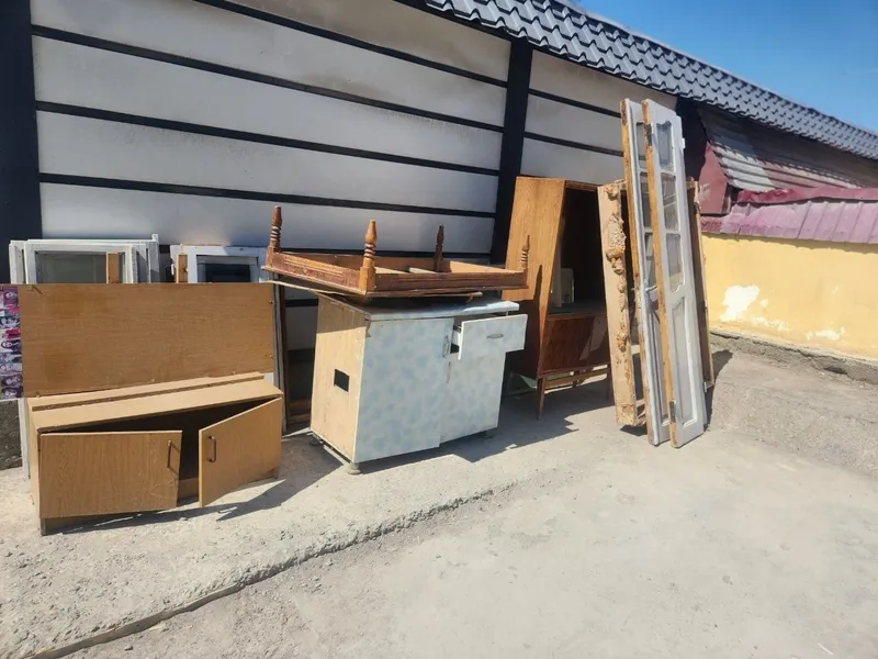 Продам кухонный гарнитур Продам кухонный гарнитур