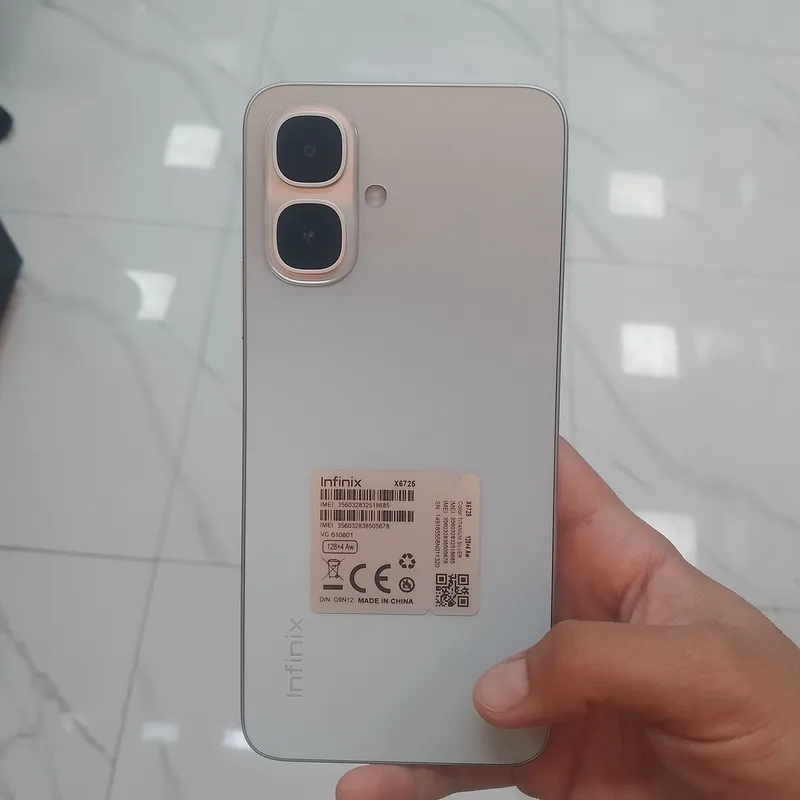 Telefon INFINIX