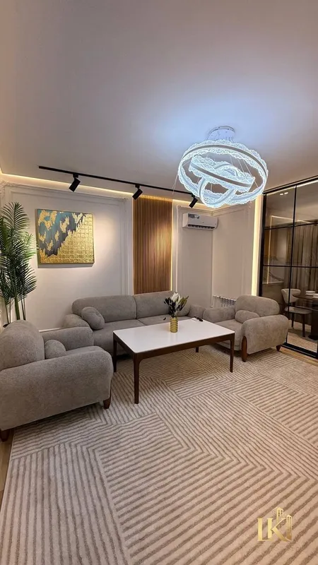 Продаётся светлая 2-комнатная квартира на улице Бобура в Яккасарайском районе