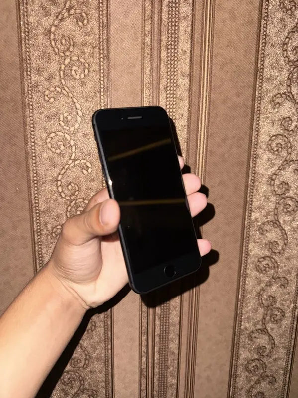 iPhone 7 128gb очилмаган вакум 4 iPhone 7 128gb очилмаган вакум 4