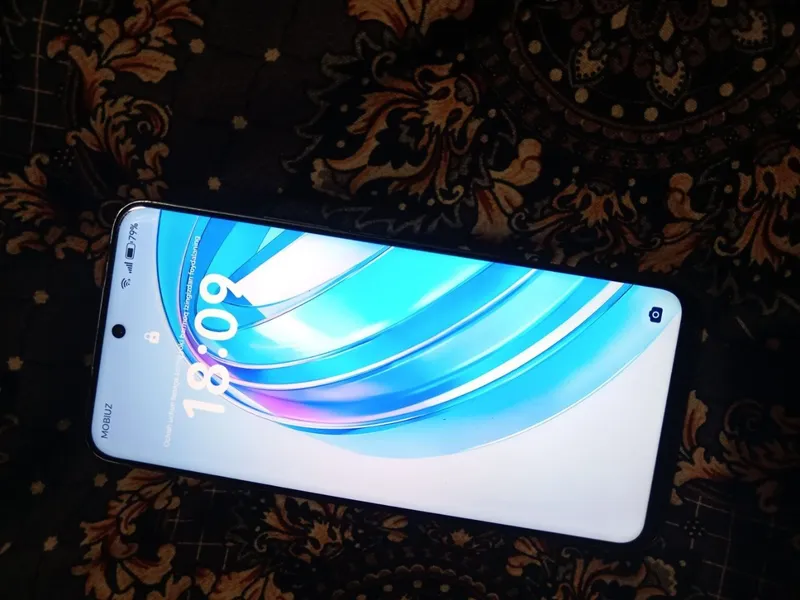telefon xonar x8A narhi 1mln kami bor karobka yoq. — фото 1