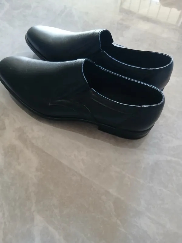 Erkaklar uchun oyoq kiyim