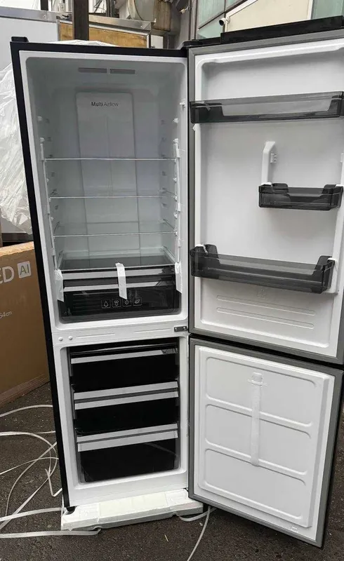 Холодильник Ziffler FRF-290BFB Inverter No Frost — фото 1