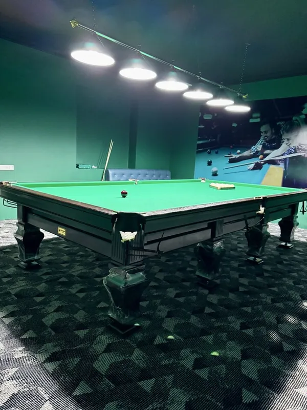 bilyard stoli #billiard doskasi 1.75x3,50 oʻlchamda