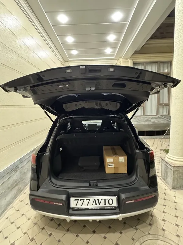 BYD Yuan Up 2025 yil 9000 probeg 4 BYD Yuan Up 2025 yil 9000 probeg 4
