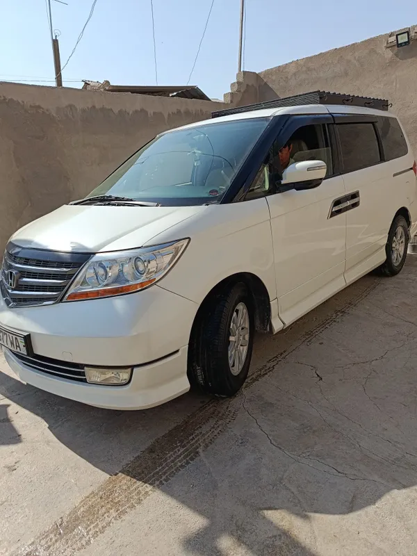 Honda sotiladiii 2 Honda sotiladiii 2