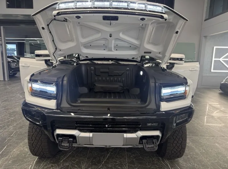 GMC Hummer EV Edition 1 2026 3 GMC Hummer EV Edition 1 2026 3
