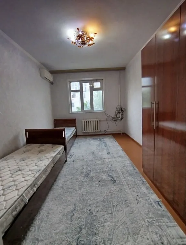 Аренда 2/3/4 массив Ялангач ЭКО базар 2хонали срочно ижарага