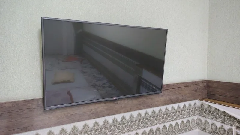 Телевизор LG диагональю 42 дюйма, состояние отличное Телевизор LG диагональю 42 дюйма, состояние отличное