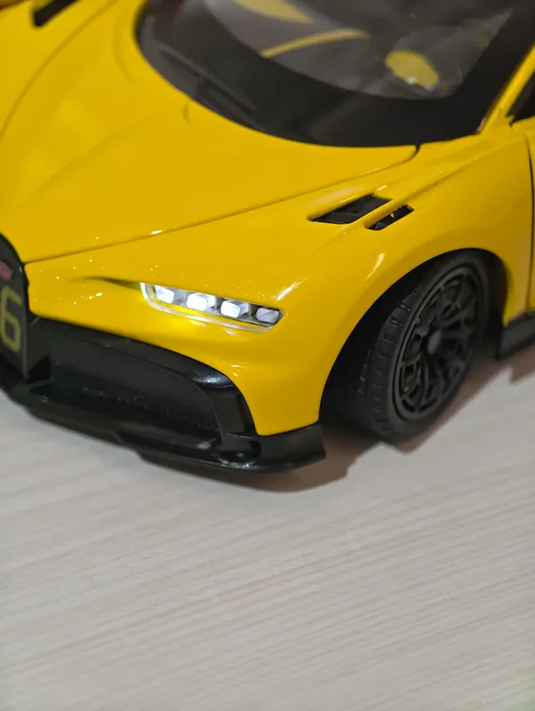 Bugatti Chiron Pur Sport 1:24 7