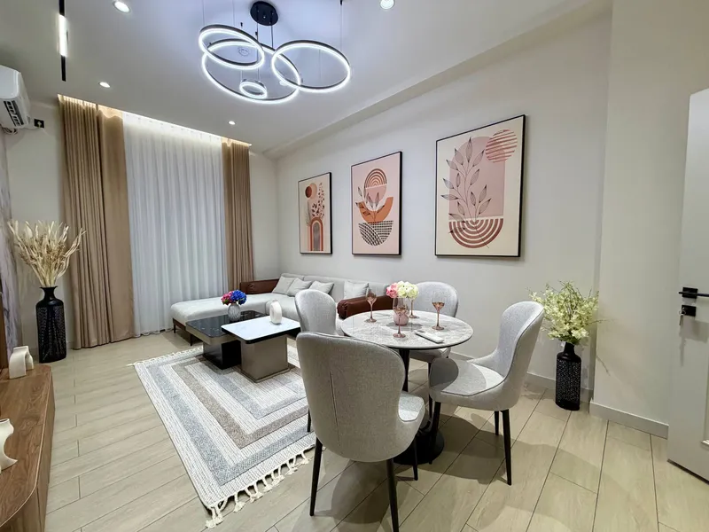 Yangi qurilgan uyda yevro ta’mirli 3 xonali kvartira sotiladi (skvoznoy reja, ochiq balkon) 1