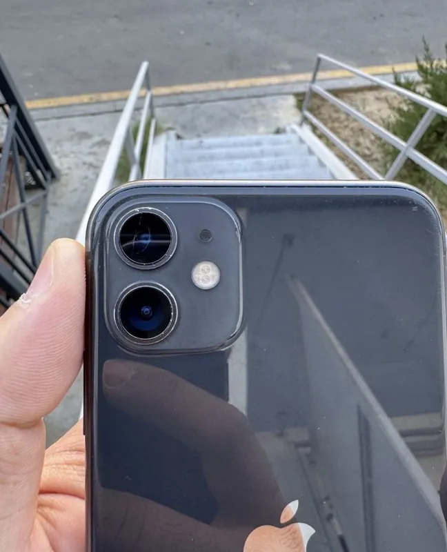 iphone 11 64 GB 2