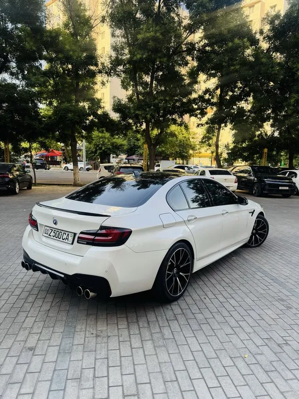 BMW f10 restayling 3.0L Twin Power Turbo — фото 4