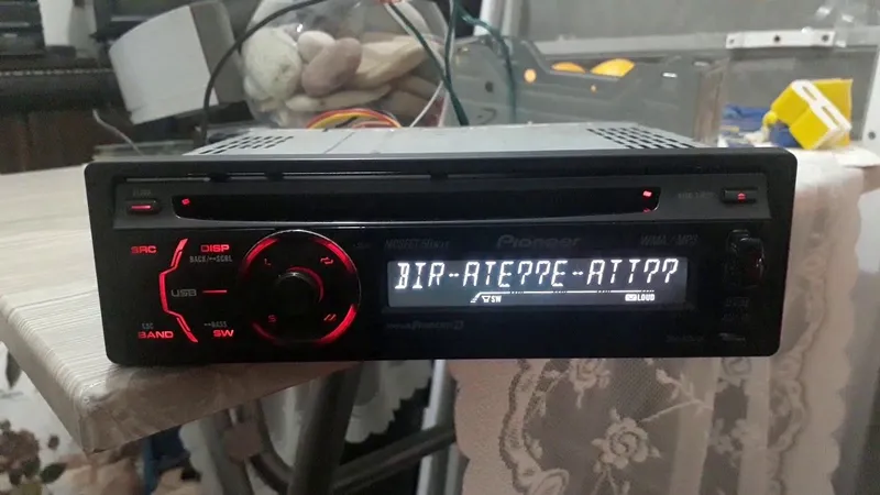 Pioneer Deh 3050ub — фото 1