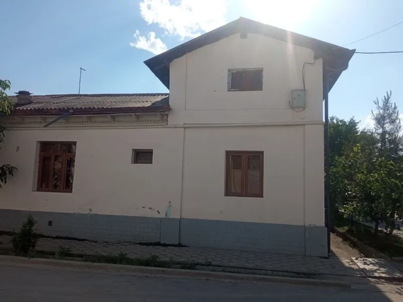 Продается дом кумарик 1,5 соток Продается дом кумарик 1,5 соток
