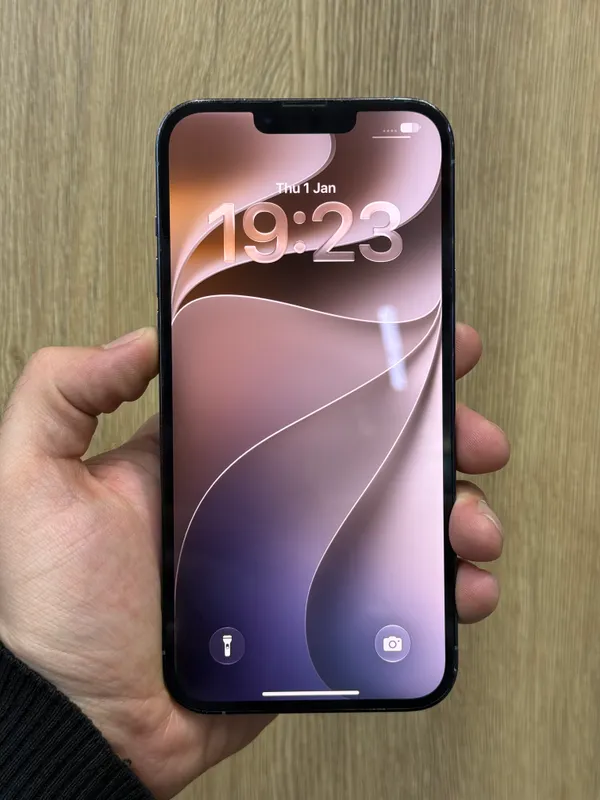 iPhone 13 Pro Max 256 ГБ в идеальном состоянии 5