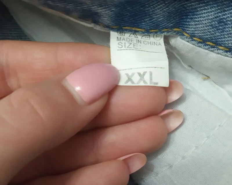 Продам джинсовые шортики. 4 Продам джинсовые шортики. 4
