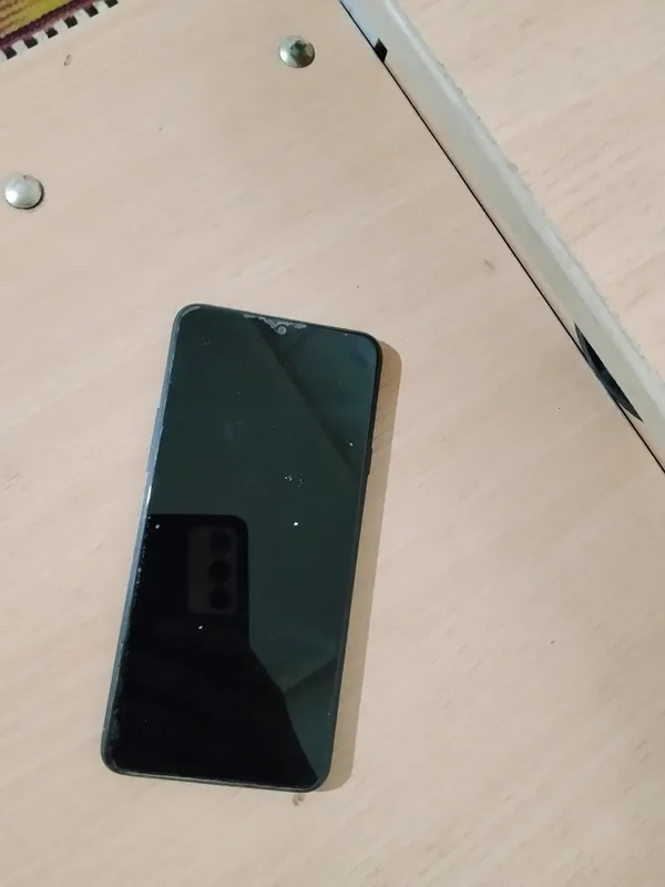 Galaxy A 20 S  sotiladi — фото 1