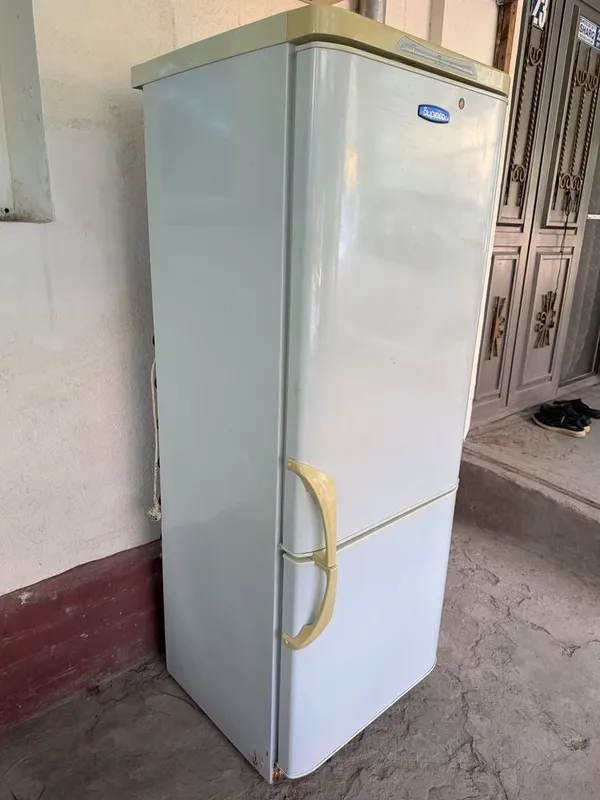Бирюса xoladelnik Sotiladi 2 Бирюса xoladelnik Sotiladi 2