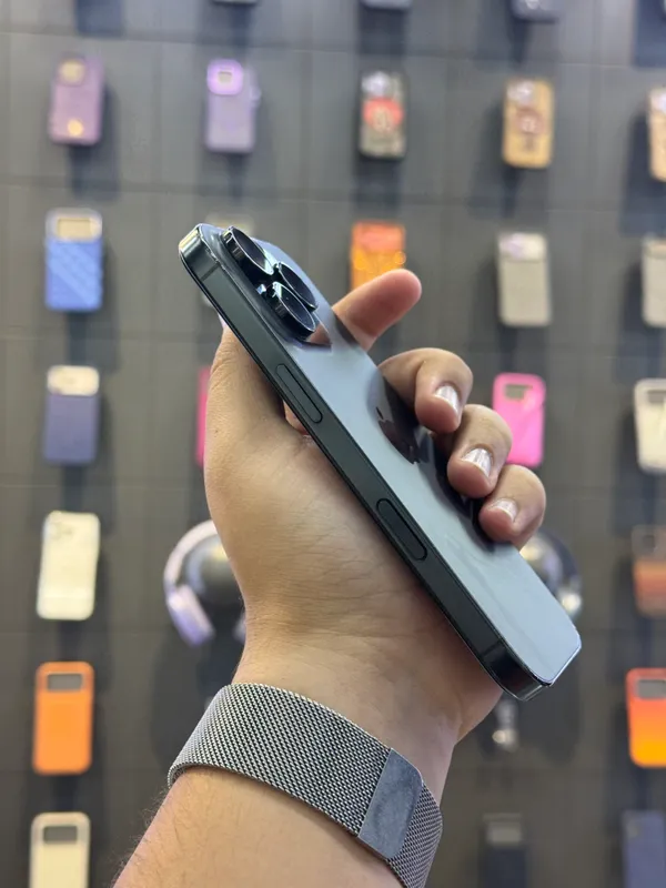 iPhone 16 pro 256Gb 2 iPhone 16 pro 256Gb 2