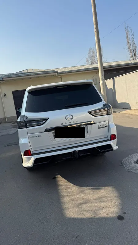 Lexus LX570 KURO. Black Edition. — фото 3