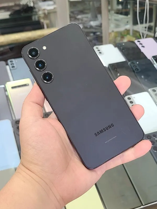 Samsung S23 Plus xotirasi 8/256GB 1