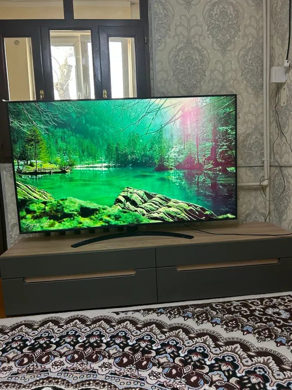 Televizor sotiladi Samsung 65 2 Televizor sotiladi Samsung 65 2