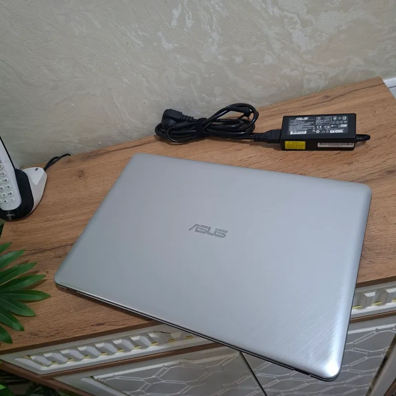 Intel Celeron N4020/ HDD 320gb/ ОЗУ 4 gb/ Idealno — фото 2
