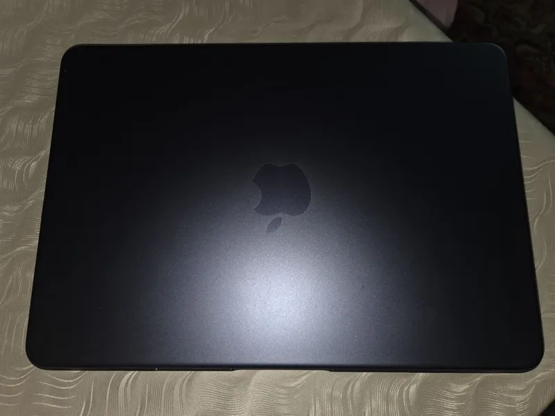 MacBook Neo 8/256 5