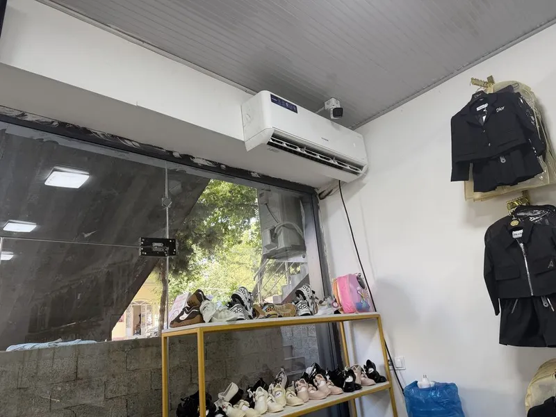 Tayyor biznes sotiladi magazen arenda 200 oyiga 4 Tayyor biznes sotiladi magazen arenda 200 oyiga 4