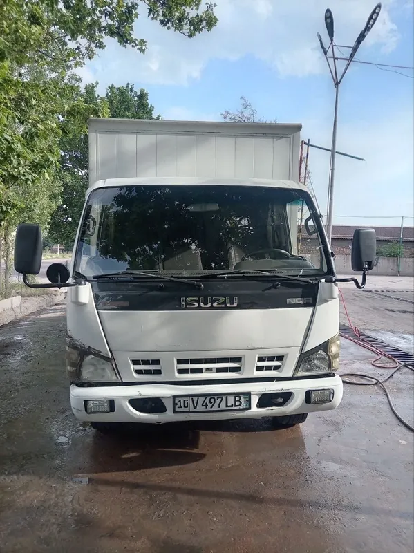 Isuzu sotiladi yili 2015