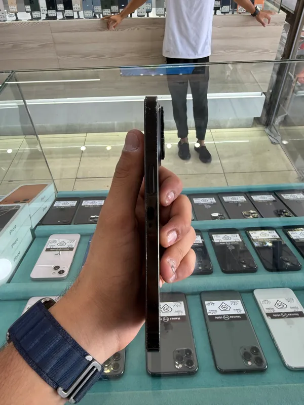 iphone 14 pro max 1