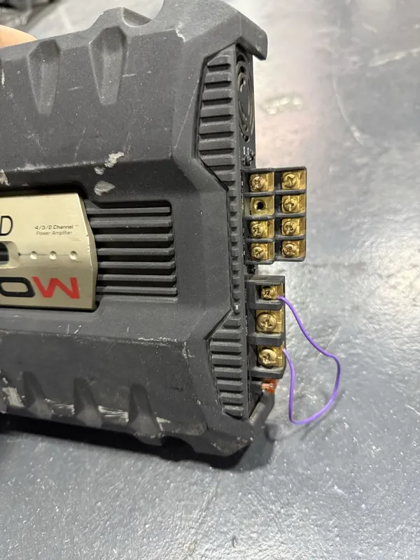 Kenwood 720w 4ta kanalli usilitel aybi yo — фото 2