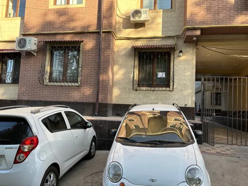 Shoshilinch 1 xonali kvartira, 34 m², 1/4 qavat 2