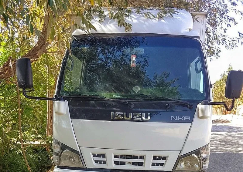 Isuzu 2.5 tonna 1 Isuzu 2.5 tonna 1