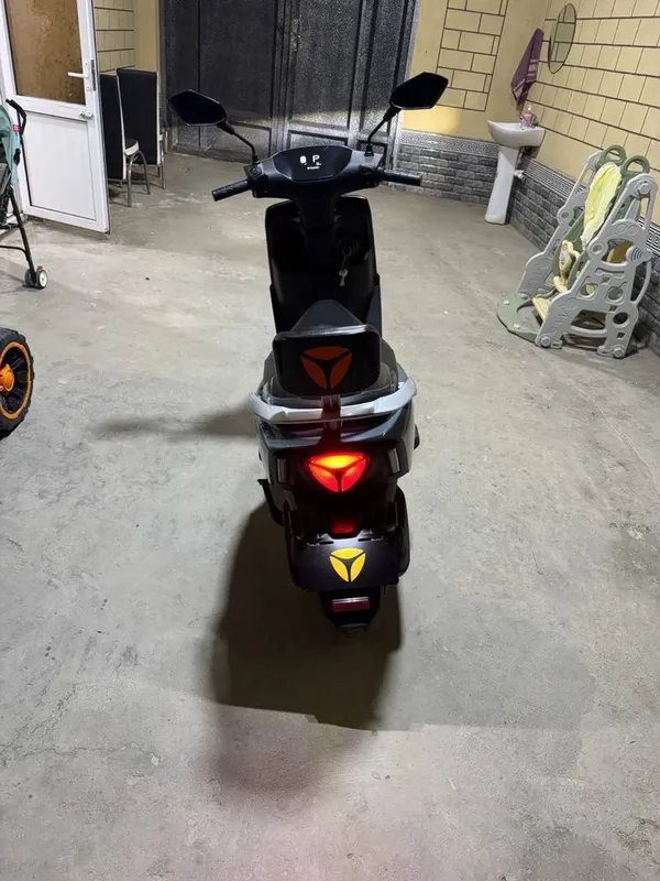 Elektro skuter Yadeya SR 2