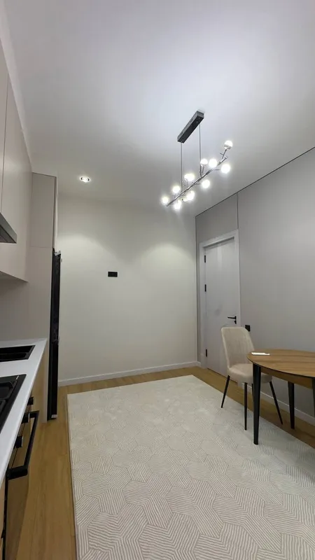 Almazor tumanida 40 m² li 1 xonali kvartira sotiladi · ID 6745 2 Almazor tumanida 40 m² li 1 xonali kvartira sotiladi · ID 6745 2
