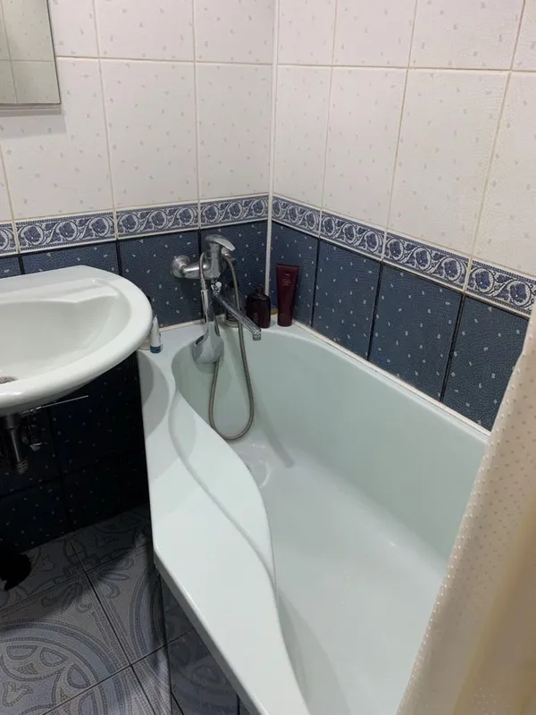 3/3/4 метро Ойбек! Трёхкомнатная третий этаж! Аренда 600 $ — фото 6