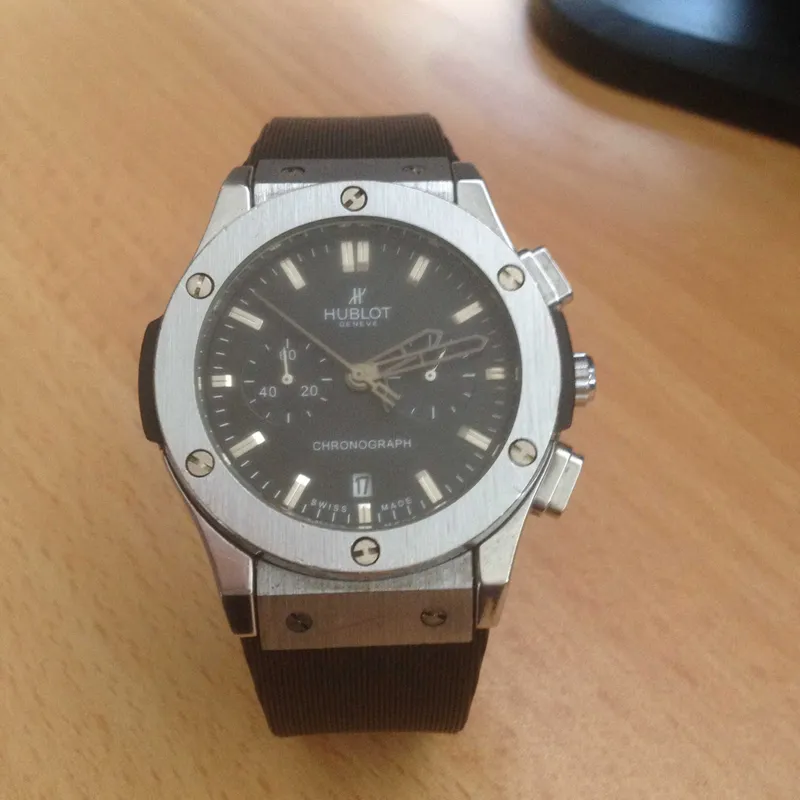 Наручные часы HUBLOT Classic Fusion Chronograph