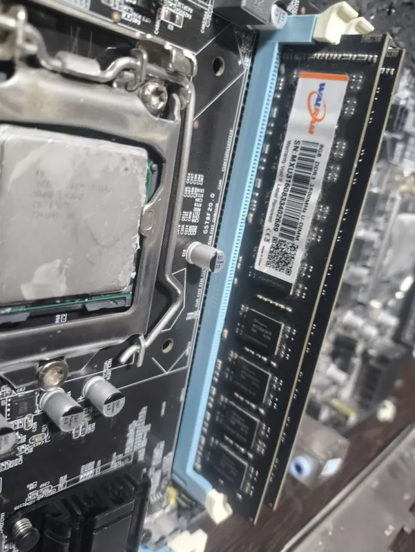 H61+i7 2600+16Gb 4 H61+i7 2600+16Gb 4