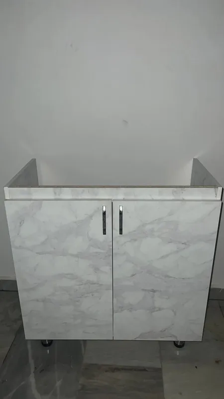 Мебил сотлади Oshhona mebil sotiladi