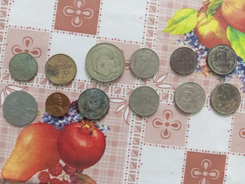 Qadimgi eski har-xil tangalar bor yahshi holatda saqlangan 3 Qadimgi eski har-xil tangalar bor yahshi holatda saqlangan 3