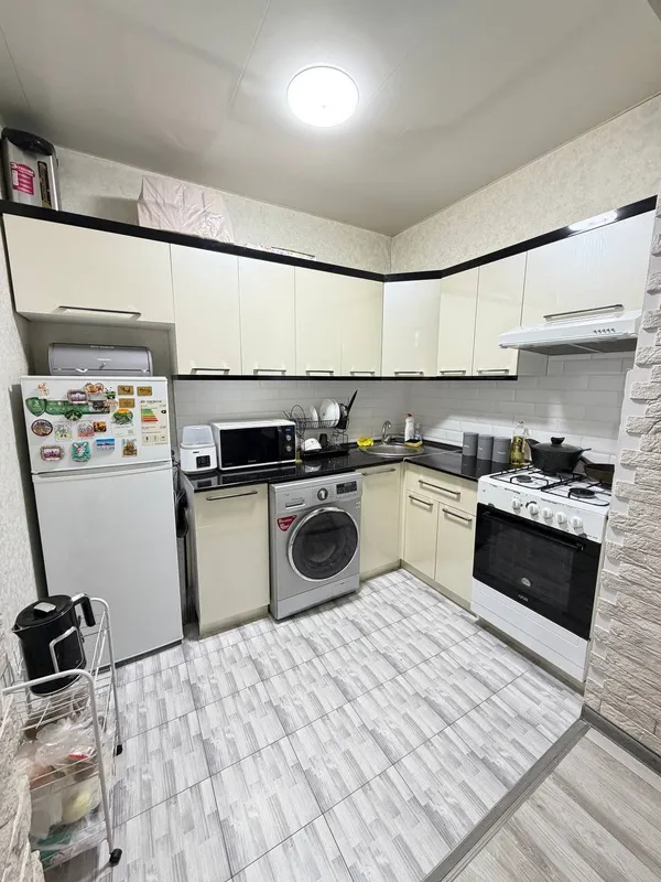 Chilonzor tumanida 55 m², 2 xonali kvartira sotiladi 3