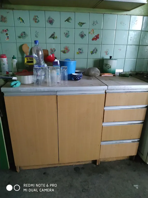 Продается советсий кухонный гарнитур 3