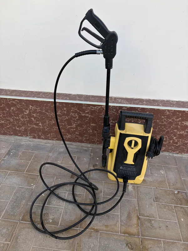 Mashina uchun Karcher 2