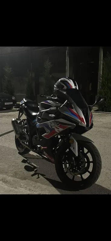 Moto Guzzi sotiladi 1 Moto Guzzi sotiladi 1