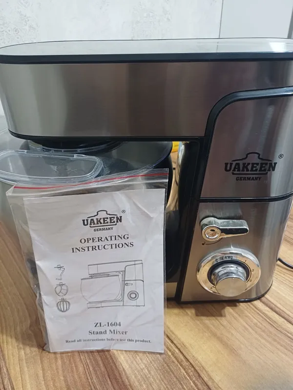Продаются тесто мешалка + миксер 1 Продаются тесто мешалка + миксер 1