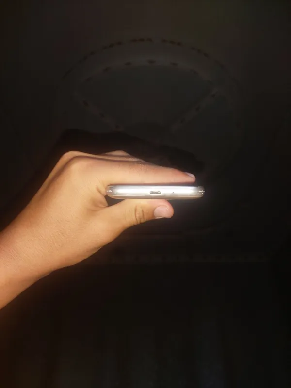 telefon smartfon 4